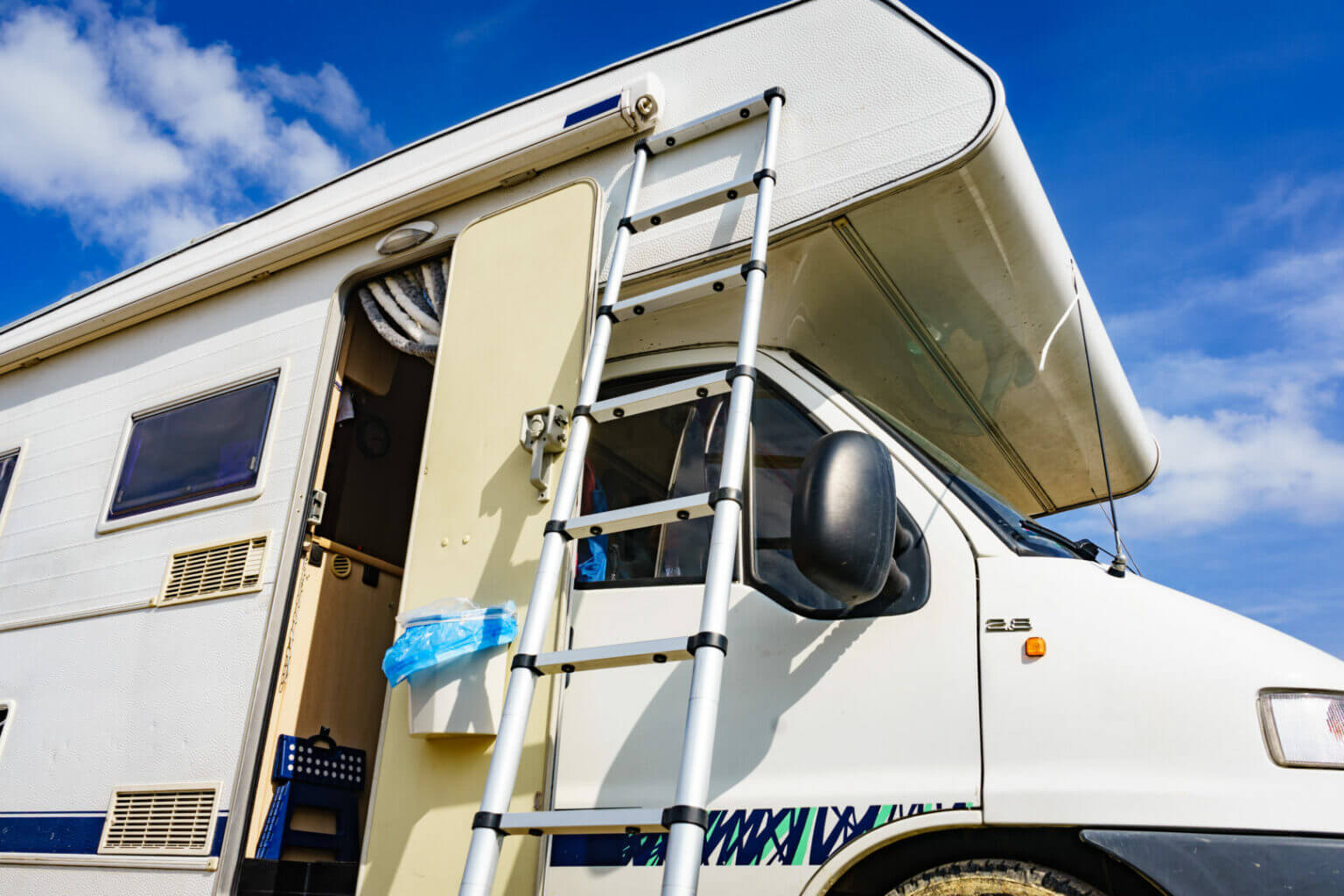 Ladders Rungs Rv Best RV Ladders to Reach Your Roof and Keep You Safe