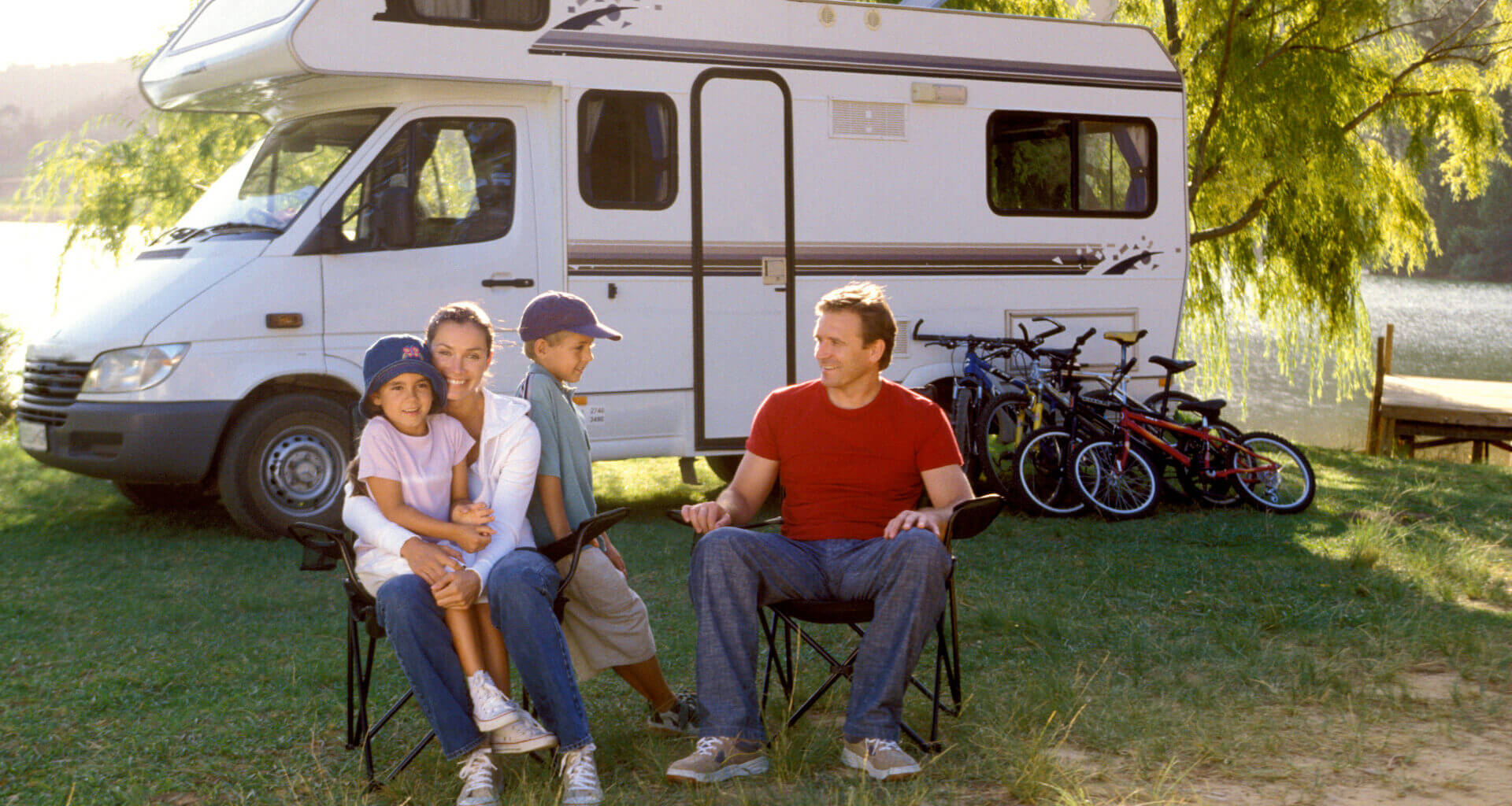 What Are the Best RVs to Live In? - Getaway Couple