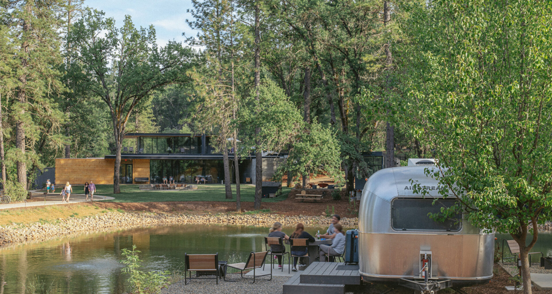 What Is AutoCamp? Everything You Need to Know - Getaway Couple