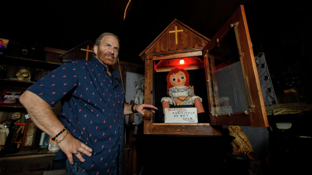 Why Did The Warren Occult Museum Close? - Getaway Couple