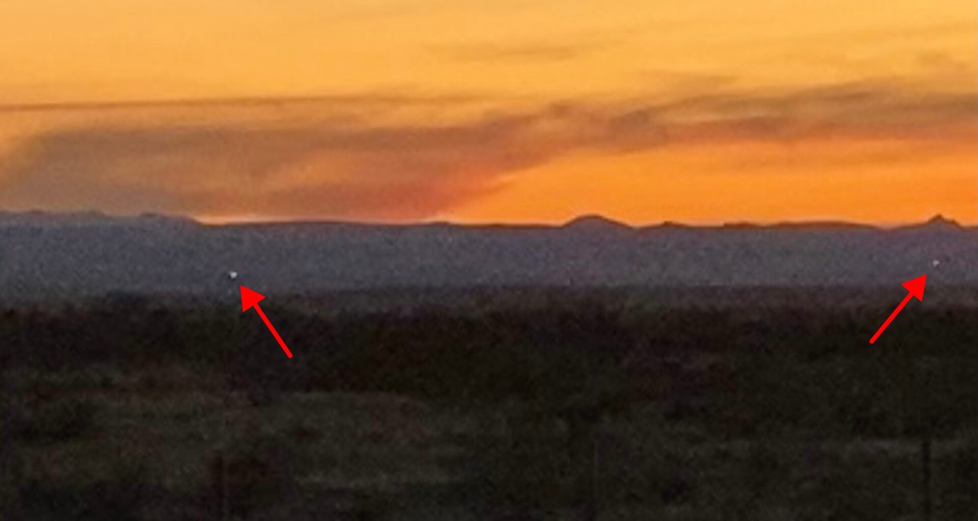 We Saw the Marfa Lights (And You Can Too) - Getaway Couple