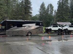 How To Easily Find Big Rig RV Parks - Getaway Couple